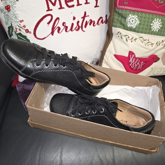 Black Comfortablea Align - Picture 3 of 3